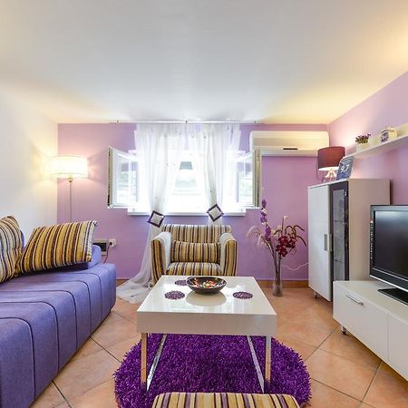 Apartment Mirana With Garden And Free Parking Zadar Quarto foto
