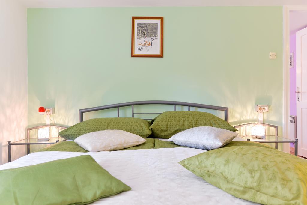 Apartment Mirana With Garden And Free Parking Zadar Quarto foto