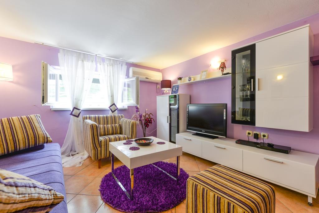 Apartment Mirana With Garden And Free Parking Zadar Quarto foto